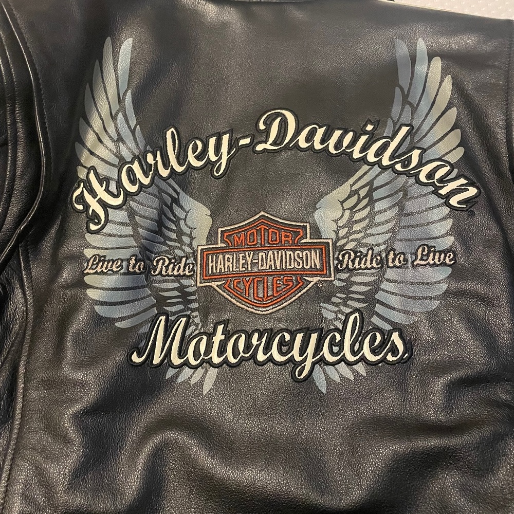 Ladies Leather Harley Davidson jacket